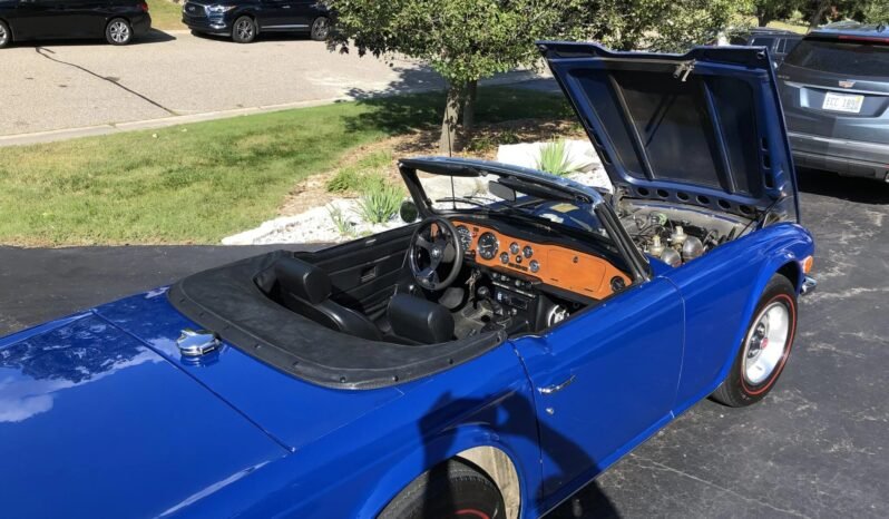 
								1976 Triumph TR6 Roadster full									