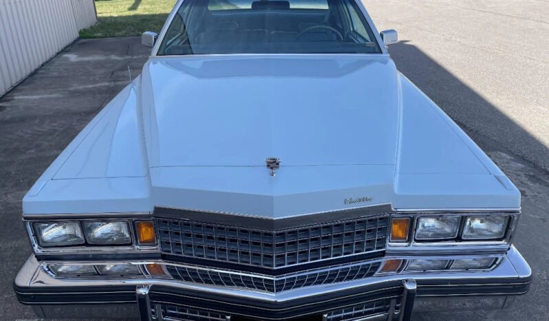 
								1978 Cadillac DeVille V8 full									