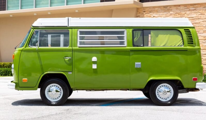
								1977 Volkswagen Type 2 Westfalia Camper full									