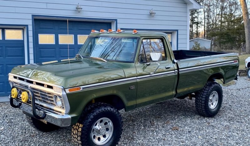 
								1975 Ford F-250 Highboy Pickup Truck full									