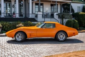 1977 Chevrolet Corvette V8 Coupe