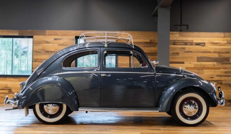 
								1953 Volkswagen Beetle full									