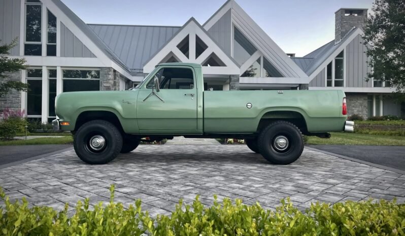 
								1978 Dodge Power Wagon W200 4X4 full									
