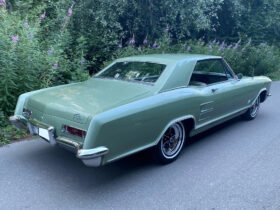 1964 Buick Riviera V8 Coupe