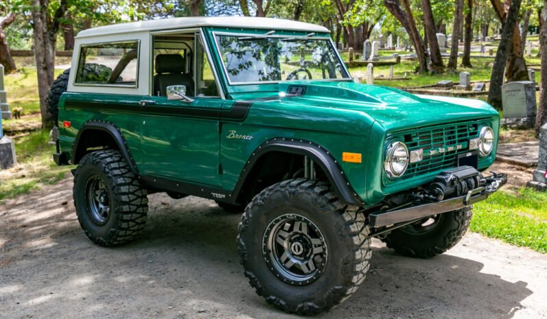 
								1975 Ford Bronco 4X4 V8 full									
