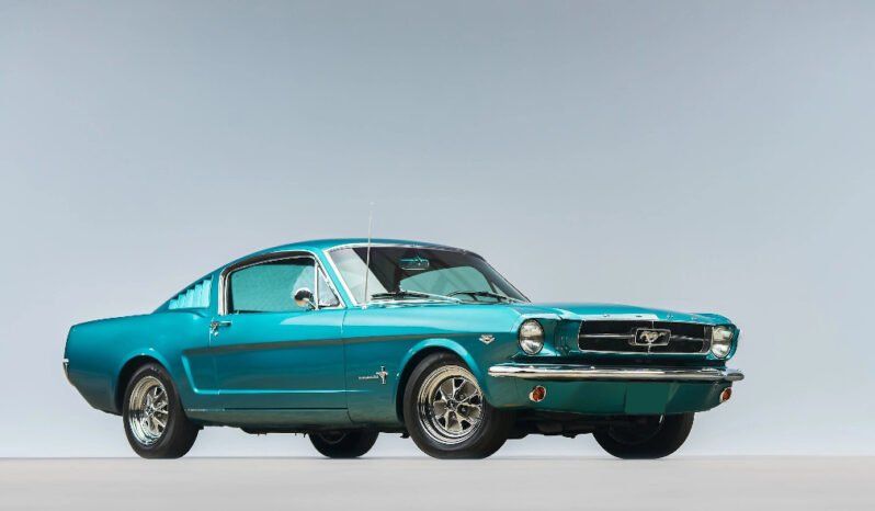 
								1965 Ford Mustang Fastback K-Code V8 full									