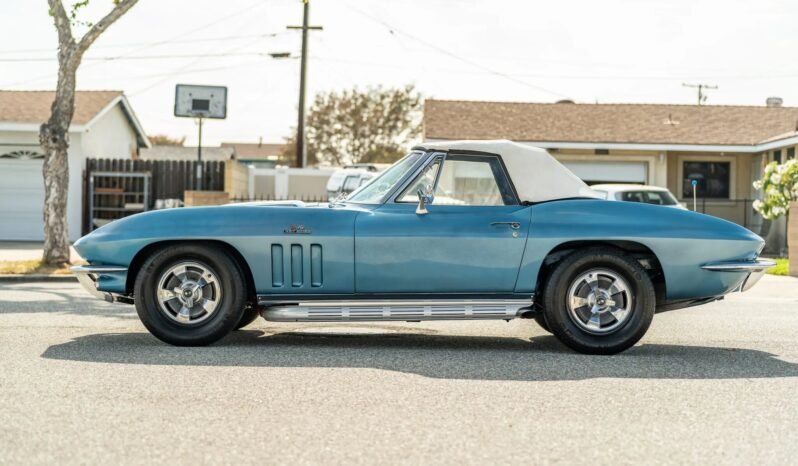 
								1966 Chevrolet Corvette Nassau Blue full									