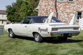 1970 Plymouth Superbird 4-Speed