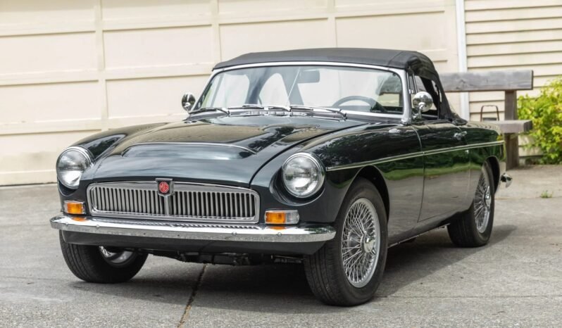 
								1969 MG MGC Roadster full									