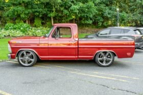 1969 Ford F-100 Pickup Truck V8