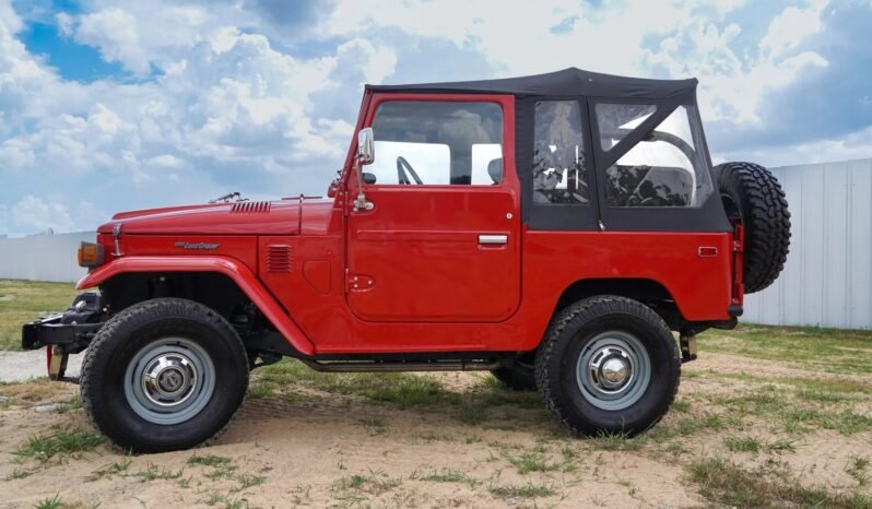 
								1975 Toyota Land Cruiser FJ40 full									
