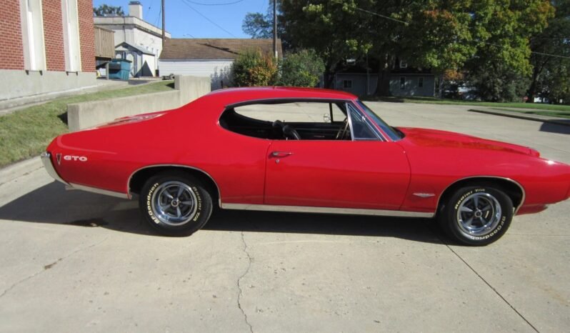 
								1968 Pontiac GTO Hardtop Coupe full									