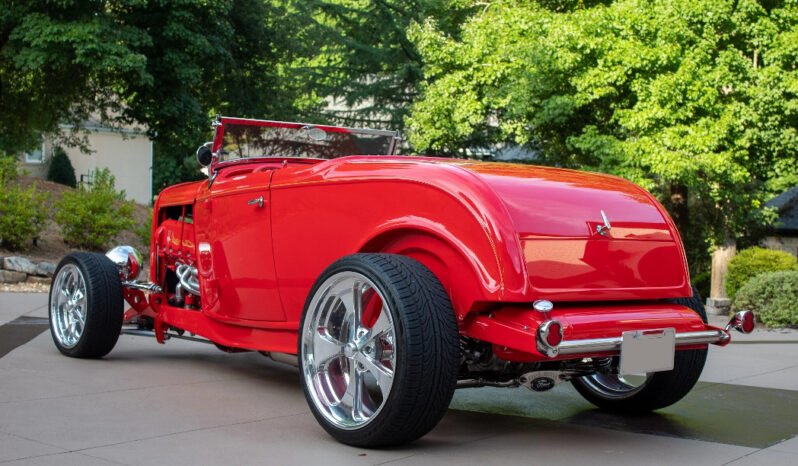 
								1932 Ford Roadster Hot Rod V10 4-Speed full									