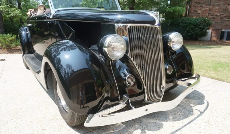 
								1936 Ford Roadster 221 V8 full									