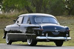 1950 Ford Deluxe Tudor Sedan V8