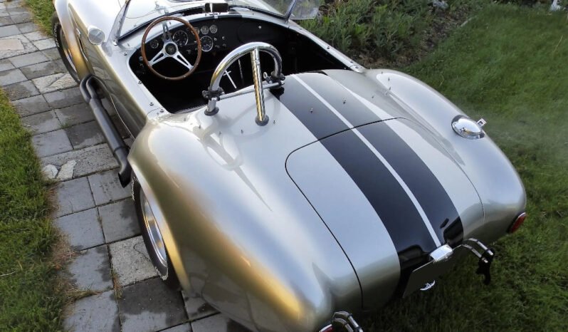 
								1965 Superformance MKIII Shelby Cobra 427 V8 full									