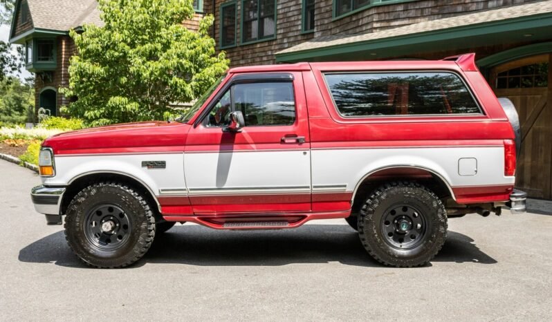 
								1994 Ford Bronco XLT 4X4 full									
