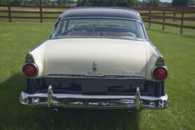 1955 Ford Fairlane Crown Victoria 3-Speed