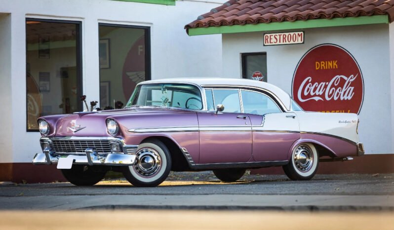
								1956 Chevrolet Bel Air Sedan V8 full									