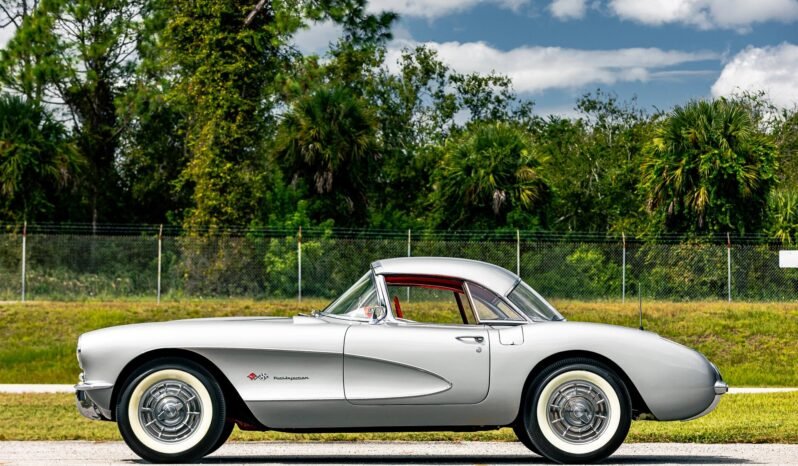 
								1957 Chevrolet Corvette 4-Speed full									