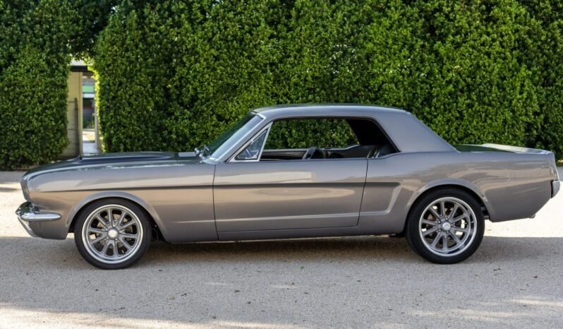 
								1965 Ford Mustang 4-Speed V8 full									