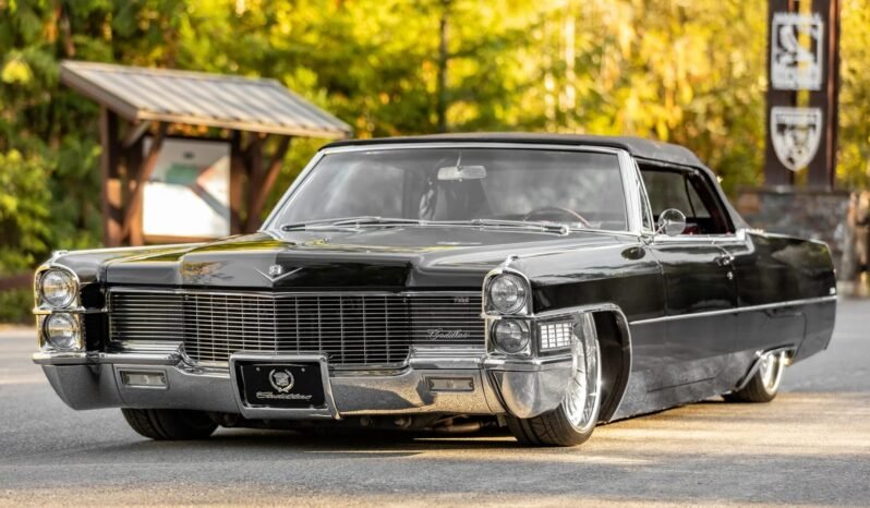 
								1965 Cadillac DeVille Convertible full									