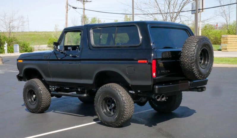 
								1979 Ford Bronco Ranger XLT 514CI V8 full									
