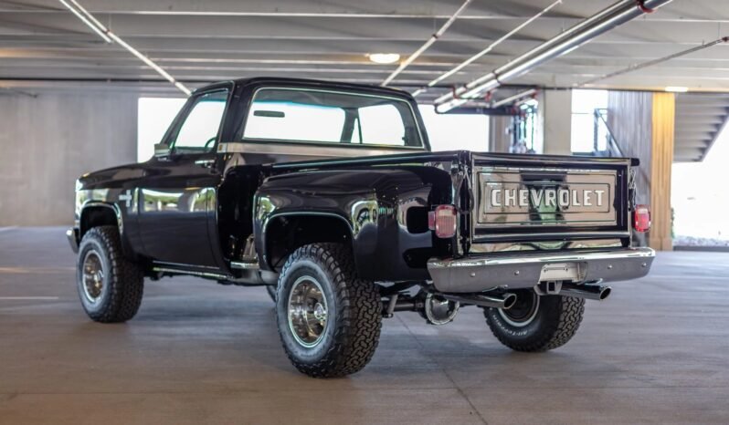 
								1983 Chevrolet K10 Stepside 4X4 Pickup Truck full									