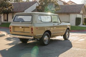 1972 International Harvester Scout II 4X4 Traveltop