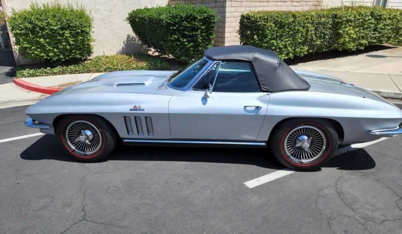 
								1965 Chevrolet Corvette Convertible full									
