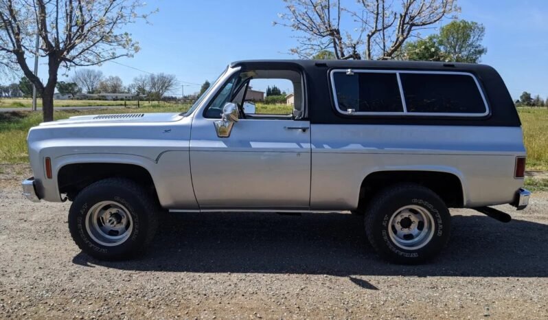 
								1973 GMC Jimmy 4X4 full									
