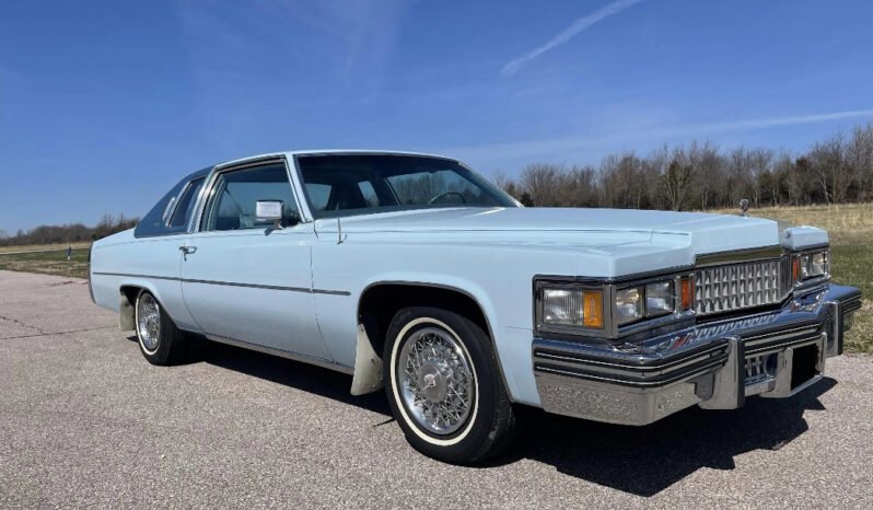 
								1978 Cadillac DeVille V8 full									