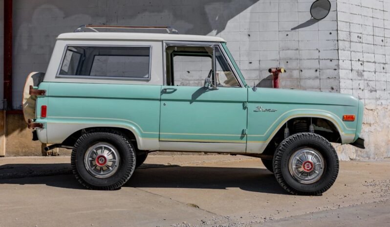
								1977 Ford Bronco Ranger 4X4 full									