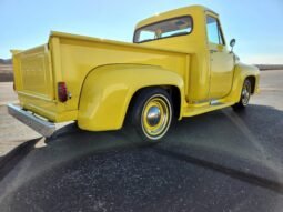 1953 Ford F-100 Pickup Truck