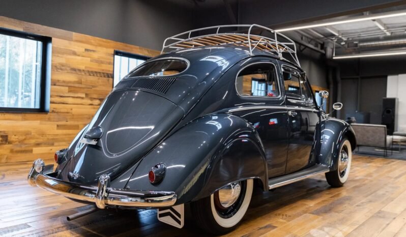 
								1953 Volkswagen Beetle full									