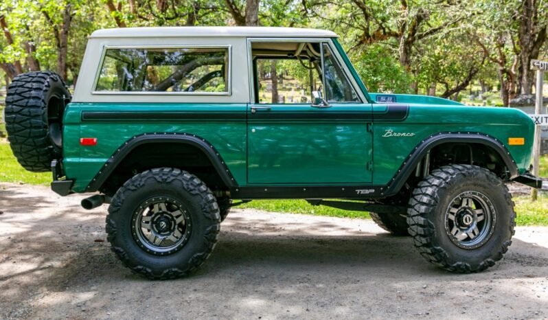 
								1975 Ford Bronco 4X4 V8 full									