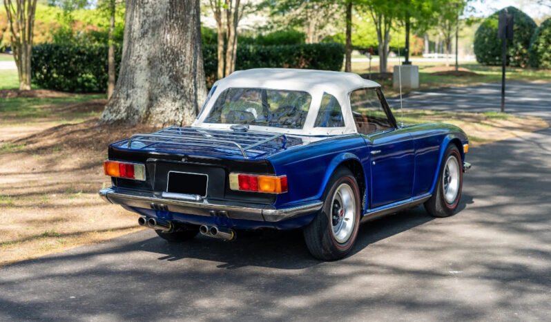 
								1971 Triumph TR6 Convertible full									