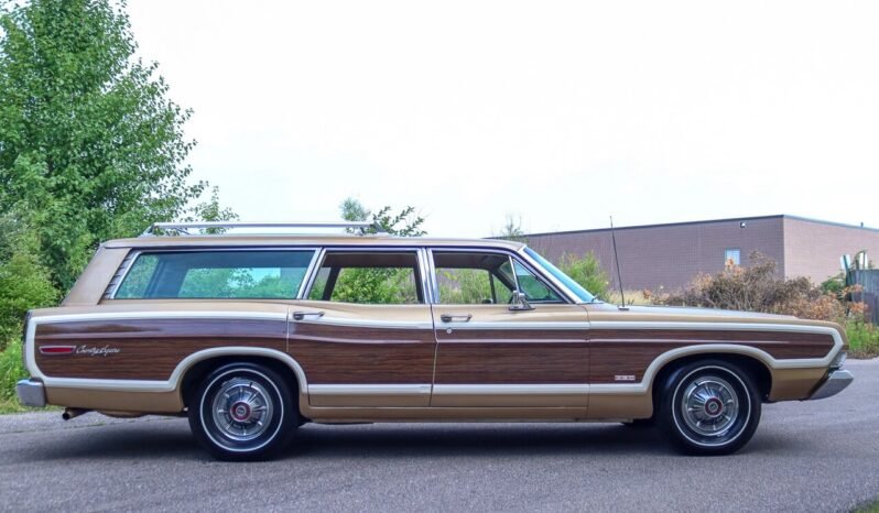 
								1968 Ford LTD Country Squire Wagon V8 full									