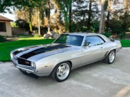 
										1969 Chevrolet Camaro Coupe 3-Speed full									