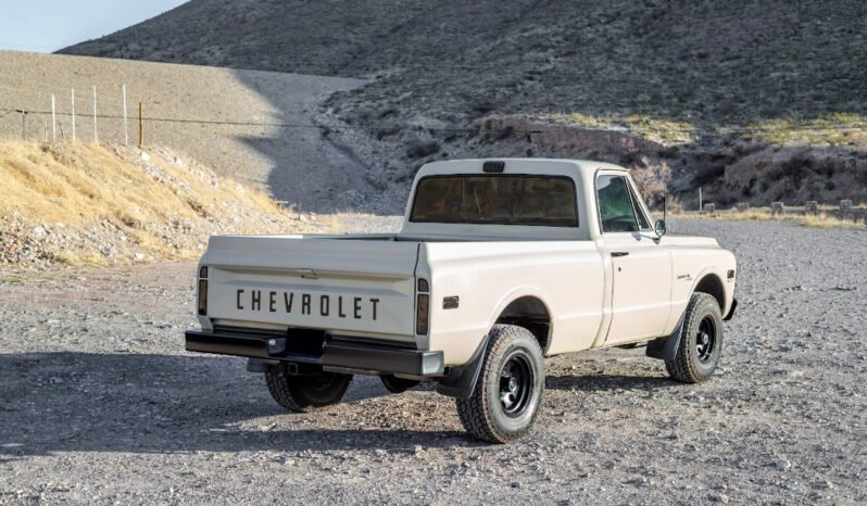 
								1972 Chevrolet K10 V8 Pickup Truck full									