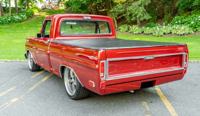 
								1969 Ford F-100 Pickup Truck V8 full									