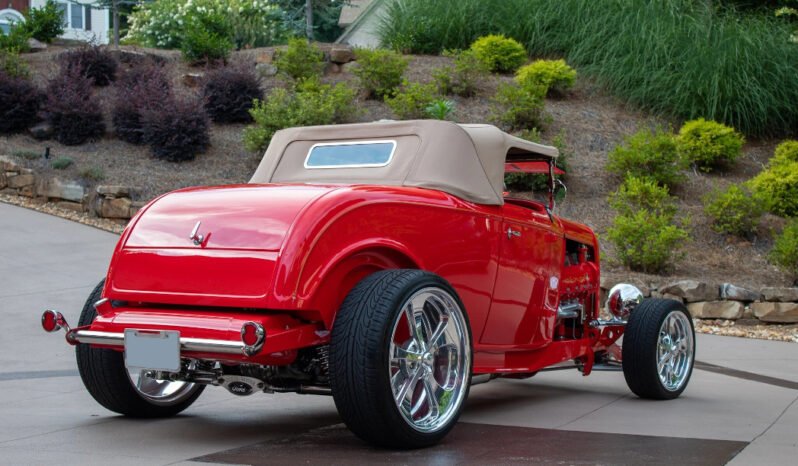 
								1932 Ford Roadster Hot Rod V10 4-Speed full									