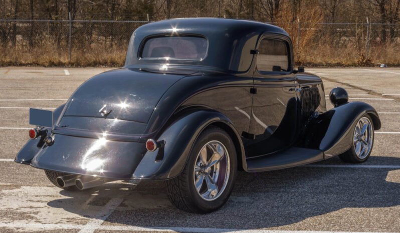 
								1933 Ford 3-Window Coupe Hot Rod full									