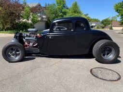 1933 Ford 5-Window Coupe Hot Rod