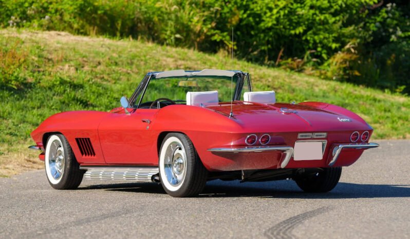 
								1967 Chevrolet Corvette 427 V8 Soft Top full									