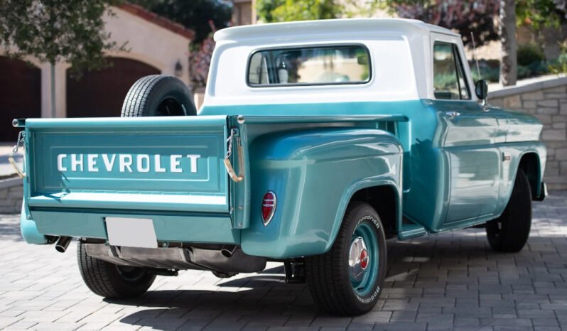 
								1966 Chevrolet C10 Stepside full									