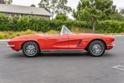 1962 Chevrolet Corvette V8 Convertible