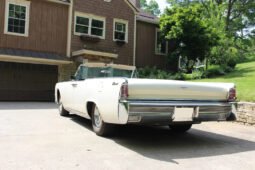 1965 Lincoln Continental V8 Convertible