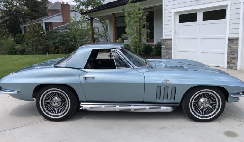 
								1966 Chevrolet Corvette Convertible V8 full									