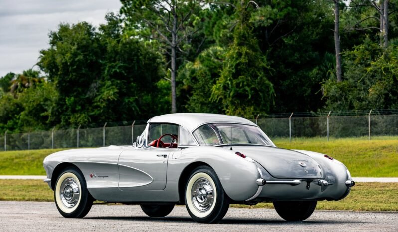 
								1957 Chevrolet Corvette 4-Speed full									